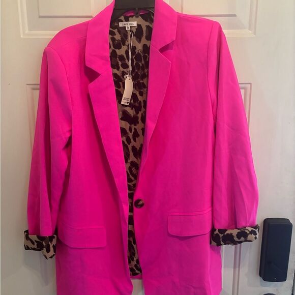JODIFL Vibrant Pink Blazer with Leopard Print Lining - Picture 2 of 5